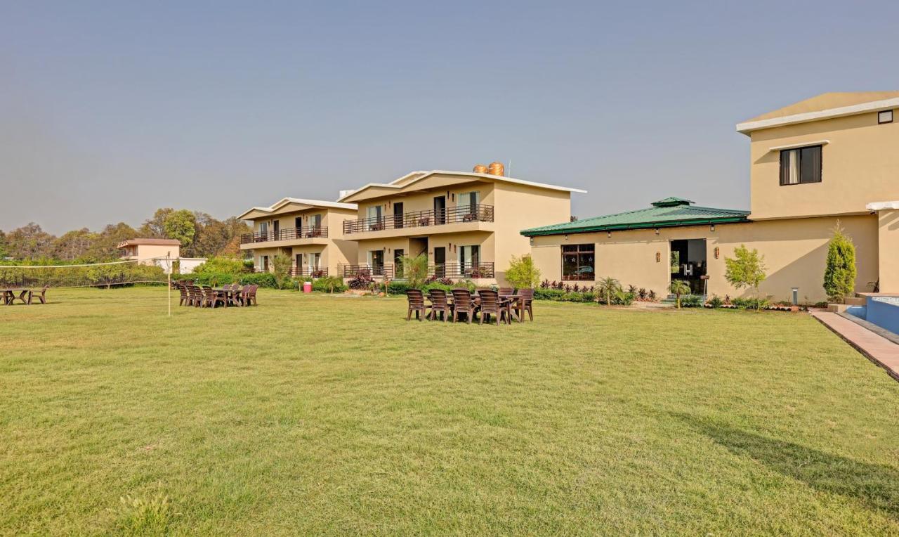 Hotel Treebo Kaira With Pool View, 5 Km From Jim Corbett Jungle Safari Ramnagar (Uttarakhand)
